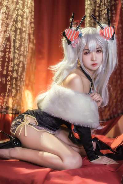网荭Coser@鳗鱼霏儿 碧蓝华裳 吸血鬼